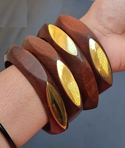 Pulsera de Madera Oscura Hecha a Mano al por Mayor con Incrustación Circular de Resina Blanca |   Brazalete Ancho de Madera Estilo Bohemio por AFZA ENTERPRISES - Product Image 5