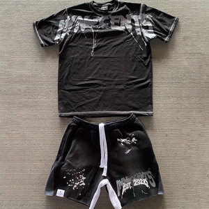 Ensemble deux pièces d'été pour homme : T-shirt graphique léger en coton 100 % écologique et short, avec logo personnalisé - Product Image 1