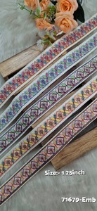 Dentelles brodées à fils multicolores festonnés, vente en gros, pour vos créations de vêtements et de textiles d'ameublement - Product Image 4