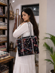 Handmade Eco-Friendly Quilted Cotton Print Fashion Lightweight <b>Canvas</b> <b>Tote</b> Bag Customizable Zipper Bohemian Vintage Lady - Product Image 2