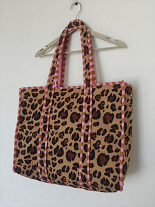 Bolsa de Mano de Tela de Algodón con Estampado Floral, Bolsa de Compras Abierta, Estilo para Mujer, Todas las Temporadas, Modelo T-1 de Shree Balajee Garments - Product Image 4