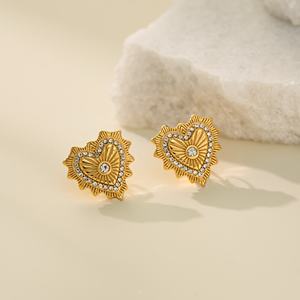 Pendientes Unisex de Oro Sólido de 14K con Diamantes Cultivados en Laboratorio con Corte Corazón Vintage, Certificados por IGI, para Uso Diario - Product Image 2
