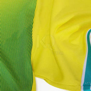 Uniforme de Fútbol Deportivo Urbano, Poliéster Transpirable, Diseño Ligero y Cómodo, Adecuado para Entrenamientos y Juegos al Aire Libre - Product Image 3