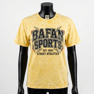 Camiseta de Algodón Grueso de 240 GSM para Mujer, Lavado Ácido, Color Amarillo Mineral, Estampado Gráfico - Product Image 6