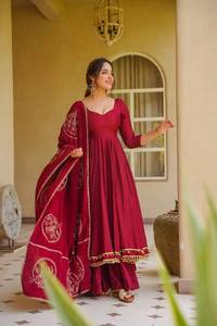 Traditional Indian Pakistani <b>Red</b> <b>Silk</b> Anarkali Salwar Kameez Floor-Length Women's Wedding Dress Loose Fit Stretchable - Product Image 1