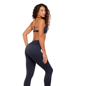 Sujetador Deportivo con Logotipo Personalizado para Mujer, Color Azul Marino, Cuello Halter, Nailon y Elastano, Top de Yoga Transpirable, Ropa Deportiva para Gimnasio, Ejercicio y Entrenamiento - Product Image 4