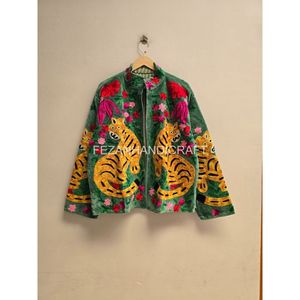 Blazer de terciopelo verde bordado con estampado de tigre y flores, cuello mandarín, chaqueta de mujer con botonadura sencilla, ropa de primavera - Product Image 3