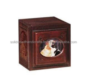 Urne funéraire en bois artisanale pour les cendres d'animaux de compagnie Urnes funéraires en bois pour les cendres de chat et de chien Urnes en bois de rose à bas prix - Product Image 1