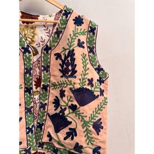 Chaleco Corto Casual para Mujer, Ecológico, Transpirable, con Bordado Floral, 100% Algodón, Cuello en V, Estilo Abierto - Product Image 3