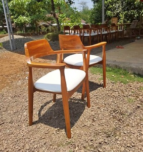 Meubles d'intérieur en teck sur mesure pour projet café et hôtel AQM5440 - Product Image 1