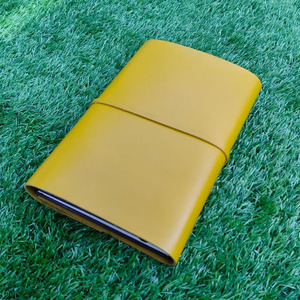 Porte-cartes en cuir jaune de qualité supérieure, portefeuille personnalisable, journal en cuir à grain horizontal, couvertures de carnet de planification en cuir - Product Image 4