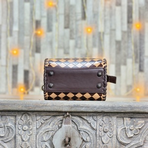 Bolso de Mano de Lujo con Diseño de Cuadros, Cierre de Cremallera, Asa Superior de Cuero, Color Marrón Premium, Gran Capacidad, Ligero - Product Image 3