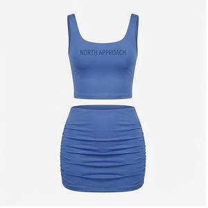 Conjunto de Yoga de 2 Piezas North Approach, Top Corto Azul, Falda Fruncida, Tirantes Finos, Cuello Redondo, Cintura Alta, Ropa Deportiva de Color Sólido - Product Image 2