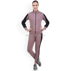 Nardon Apparel Ensemble de survêtement en velours avec strass pour femmes, pantalon à capuche court, ensemble de jogging, ensemble deux pièces pour femmes, vêtements - Product Image 2