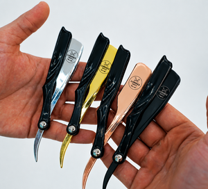 Navaja de Afeitar Recta Vintage Luminex Impex con Mango de Concha de Abulón y Acero al Carbono, Lista para Usar en Barberías y Salones - Product Image 1