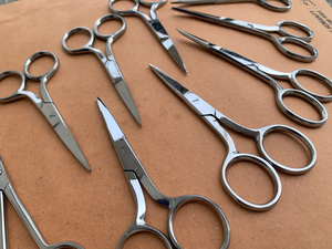 Ciseaux à cuticules en acier inoxydable à lame fine et droite, outil de beauté de précision pour les ongles, les sourcils et les cils, plusieurs couleurs - Product Image 3