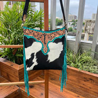 Sac en cuir de vachette et en cuir usiné fabriqué à la main avec accents de franges turquoises sac à bandoulière à fermeture éclair de haute qualité à la mode pour les femmes