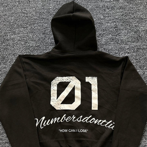 Sudadera con Capucha Negra para Hombre, Estampado '01 Numbers Dont Lie', Estilo Casual para Otoño, Corte Regular, Tejido de Algodón, Logotipo en la Espalda - Product Image 1