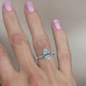Bague en diamant de laboratoire taille marquise, or blanc 14 carats, 3,00 carats, IGI E F VVS2 CVD - Product Image 2