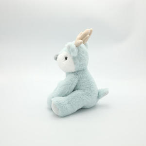 Muestra Disponible: Peluches de Alce Navideño con Bufanda Roja, Logotipo Bordado, Peluche de Reno Suave - Product Image 1