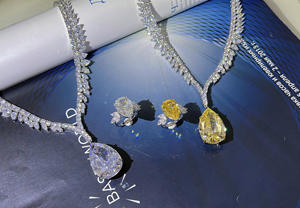 Collar de Lujo de Plata de Ley 925 Chapado en Oro y Rodio con Circonita Cúbica que Simula Diamante Amarillo - Product Image 2