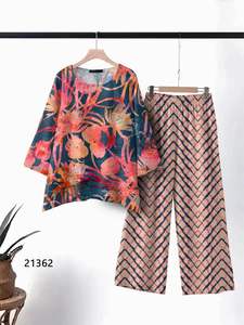 Conjunto de Dos Piezas para Mujer, Estampado Floral, Poliéster y Rayón, Top Informal y Pantalones Palazzo - Product Image 5