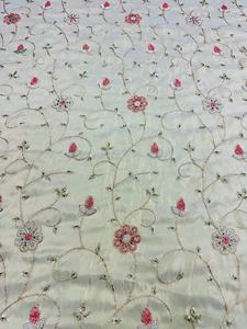 Perles acryliques douces et soyeuses, tissu non tissé écologique, motifs de broderie pour kurtis chics, saris élégants, robes fluides - Product Image 6