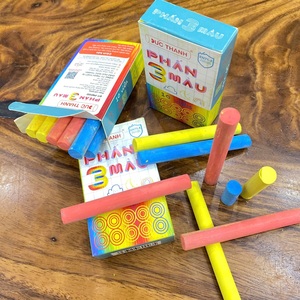 Craies de couleur multicolores sans poussière pour enfants, enseignants et usage sur tableau noir/journal - Product Image 2