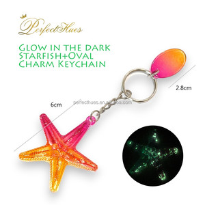 Llavero de recuerdo de estrella de mar de colores llamativos que brilla en la oscuridad, artículos de tienda de regalos - Product Image 2
