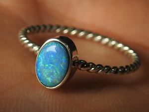 Anillo de Ópalo Australiano con Engaste de Bisel, Plata de Ley 925, Talla 7US, Regalo Clásico para Bodas y Fiestas, Joyería Hecha a Mano para Ella - Product Image 5