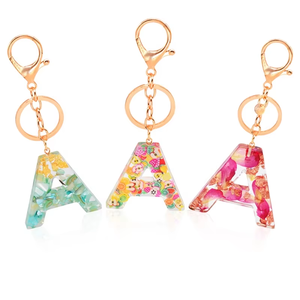 Porte-clés personnalisé en résine acrylique transparente de haute qualité, design traditionnel artisanal, porte-monnaie à 26 lettres, cadeaux - Product Image 6