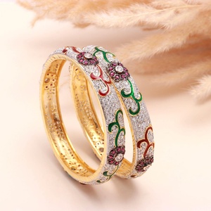 Brazalete Tradicional Indio de Latón con Circonita y Diamantes Americanos, Bañado en Oro de 22K, Joyería Festiva - Product Image 2