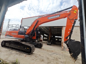 Excavatrice sur chenilles d'occasion Doosan DX300 DX300LC-9C 30 tonnes, excavatrices hydrauliques sur chenilles Doosan DX300LC-9C à vendre en bon état - Product Image 4