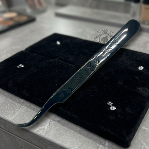 Pinzas para Pestañas con Diseño de Corazón Curvo en Plasma Negro, Pinzas Personalizadas para Extensión de Pestañas, Herramientas para Pestañas - Product Image 2
