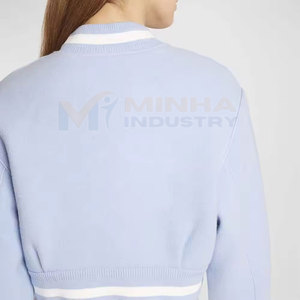 ผลิตเสื้อแจ็คเก็ตเลตเตอร์แมนสำหรับผู้หญิงอย่างมืออาชีพ คุณภาพดีที่สุด ผลิตในประเทศปากีสถาน - Product Image 5