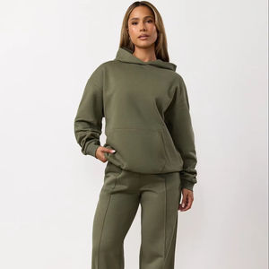 Ensemble sweat à capuche et pantalon de jogging en molleton olive pour femme, en mélange de coton doux, idéal pour la gym, le yoga, la détente ou le quotidien – Hiver - Product Image 1