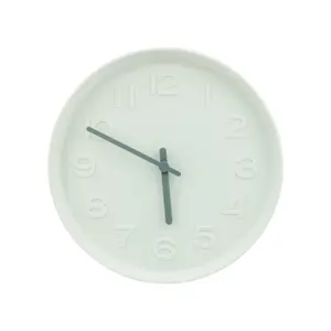 Horloge murale analogique ronde minimaliste, finition blanche mate, design quartz, pour la décoration du salon, en plastique - Product Image 4