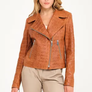 Kadınlar için kahverengi deri Biker ceket yeni timsah kabartmalı cilt doku tarzı ile ayrılabilir Faux kürk ceket