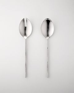 Ensemble de serveurs à salade en métal finition miroir pour la restauration professionnelle, les salles de banquet et les arrangements culinaires raffinés - Product Image 4