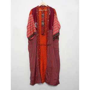Robe Kimono en Soie Multicolore, Tissu Sari Cousu Main, Vêtement de Festival Indien, Tenue de Détente, Robe Kimono Magnifique en Sari Indien Recyclé - Product Image 4