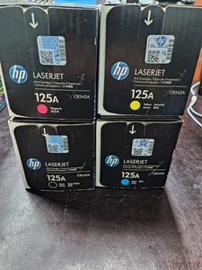 Juego de Cartuchos de Tóner HP 125A CMYK Originales - Product Image 1