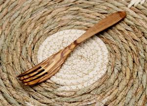 Juego de cubiertos de madera pulida de diseño elegante, juego de tenedor, cuchara y cuchillo de primera calidad, perfecto para la mesa del comedor en casa y para regalo. - Product Image 4