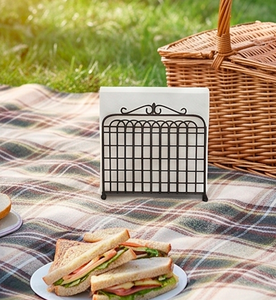 Support de présentation de serviettes en fil métallique noir thermolaqué fait main pour rangement de boîtes à mouchoirs, organisation maison et cuisine - Product Image 5