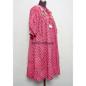 ชุดเดรสยาวพิมพ์ลายดอกไม้สไตล์ Y2K คอปิด ผ้าฝ้าย สำหรับงานปาร์ตี้และชายหาด จากผู้ผลิตและผู้ส่งออกชาวอินเดีย - Product Image 4