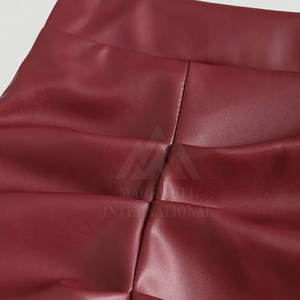 กระโปรงหนังเทียมสั่งทำขายส่ง กระโปรงหนังจีบ กระโปรงหนัง PU จีบ สำหรับผู้หญิง คุณภาพสูง ผลิตในปากีสถาน บริการ OEM - Product Image 4