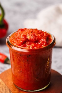 Htfoodie Direct Sale High Quality Sichuan Chili Garlic <b>Sauce</b> Pixian Pepper Premium Hot Pot Condiments 1 Year Shelf Life Packaged - Product Image 5