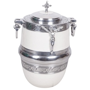 Urna Funeraria Religiosa de Metal, Estilo Americano Clásico, para Cenizas, en Blanco y Plateado, Colores Personalizables, Capacidad de 220 Pulgadas Cúbicas - Product Image 3