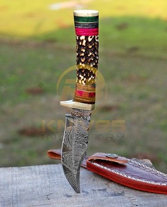 Cuchillo de Caza Premium de Acero de Damasco con Mango Estilo Asta de Ciervo, Cuchillo de Hoja Fija para Supervivencia al Aire Libre y Camping - Product Image 3