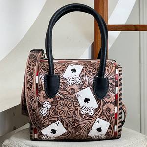 Sac de voyage bandoulière personnalisé en cuir véritable, motif cartes de poker, fait main, style western, fermeture éclair 11 pouces, luxe - Product Image 2