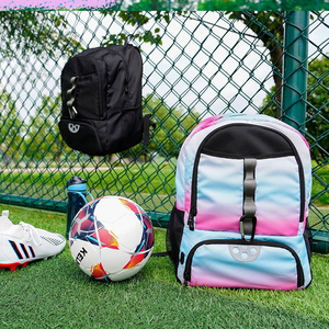 Sacs de football de haute qualité avec compartiment pour ordinateur portable, capacité de 30 à 40 L, pour le basketball, le football et plus encore - Couleurs et logos personnalisables - Product Image 6